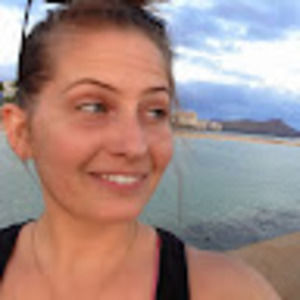 Meet your Posher, Carolyn